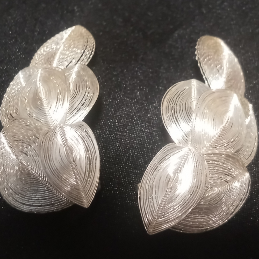 Vintage Germany silver wire wrap clip on leaf earrings stamped